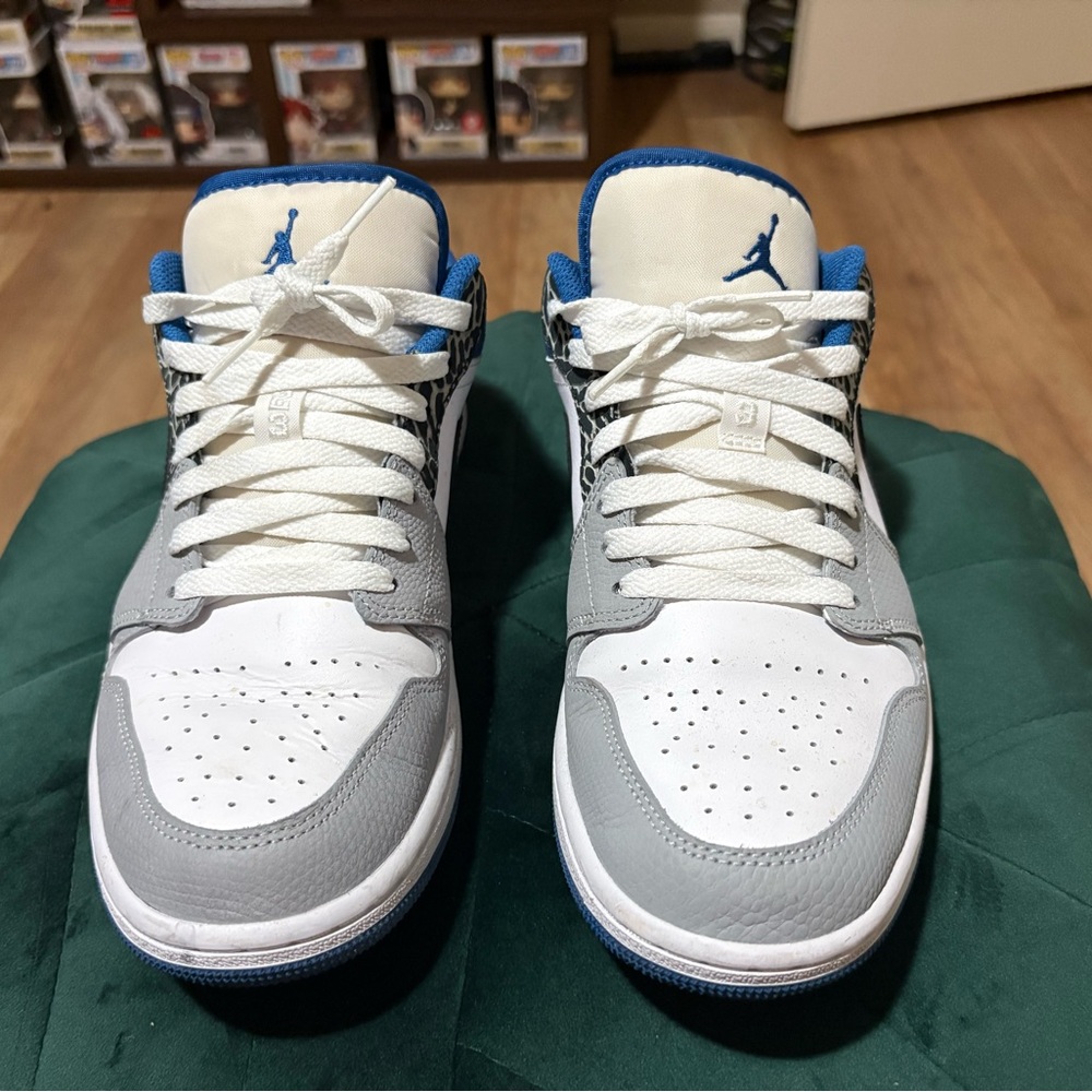 Nike Air Jordan 1 Men's White, Gray, and Blue Sneakers- comes with original box
